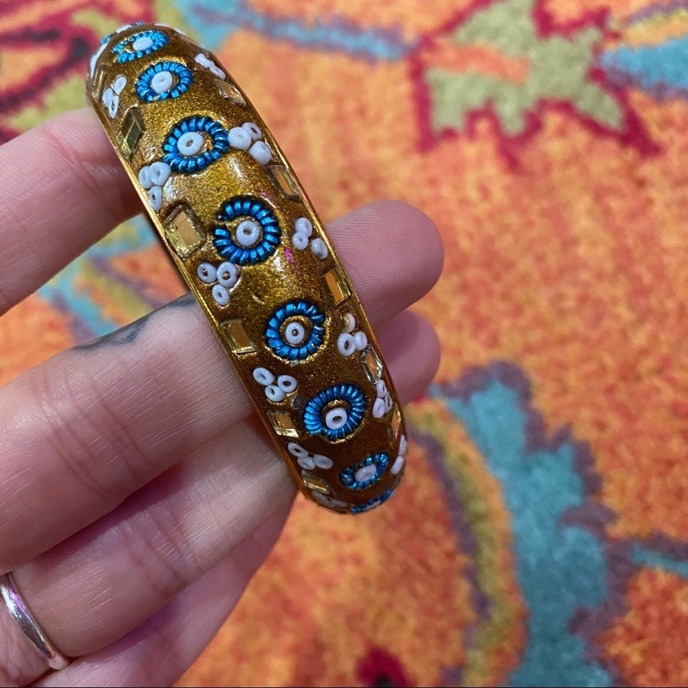 Beaded bangle bracelet - Picture 5 of 5